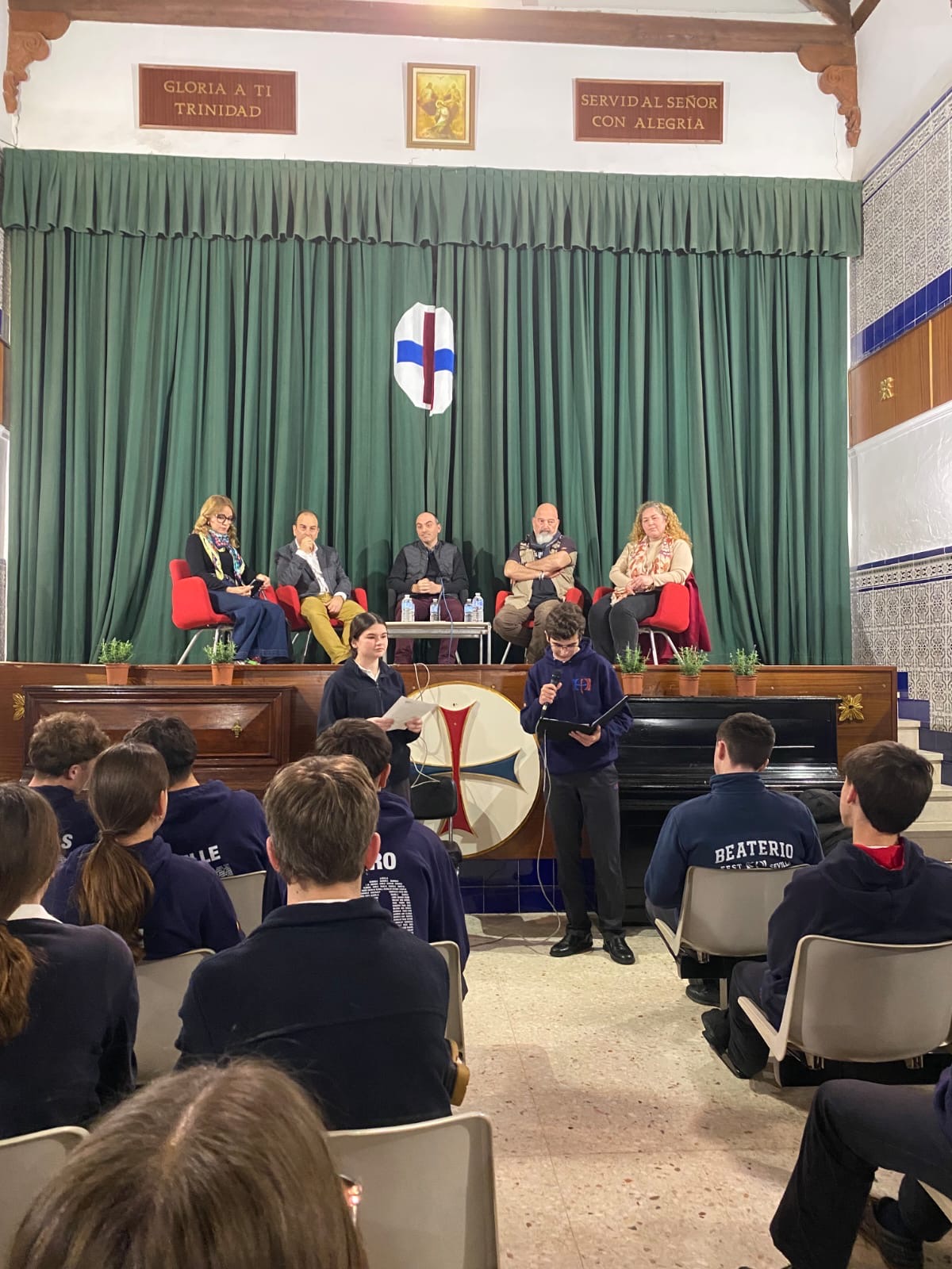 585802f2-4c33-4b4c-a242-26ab18fea09e