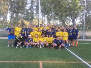 El martes se disputó un partido de fútbol entre estudiantes y profesores