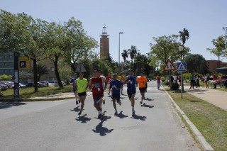 Hoy se han celebrado dos carreras populares en las que los participantes han recorrido el campus de la Olavide