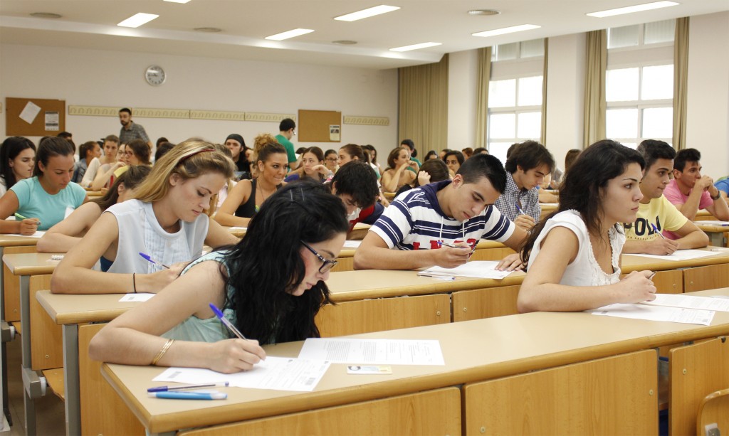 Imagen de estudiantes en la prueba de Selectividad del pasado año