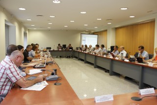 El Consejo de Gobierno de la Universidad Pablo de Olavide, presidido por el rector Vicente Guzmán