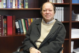 Manuel José Terol Becerra en su despacho