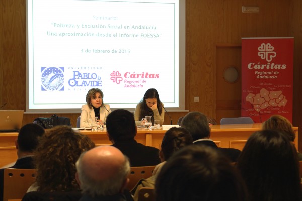Elodia Hernández y  Auxiliadora González inauguran el seminario "Pobreza y exclusión social. Una aproximación desde el informe FOESSA" 