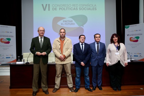 En la imagen, de izquierda a derecha, Luis Miguel Pons, Bruno Martínez Haya, Manuel Martínez Domene, Rafael Herrador Martínez y María Rosa Herrera. 