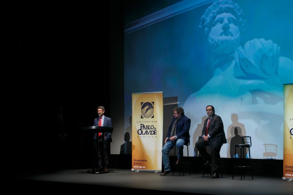 Presentación del documental 'Adriano-Metamorfosis' en el Teatro Alameda