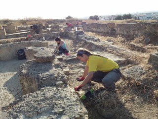 Excavación en la Casa de la Cañada Honda