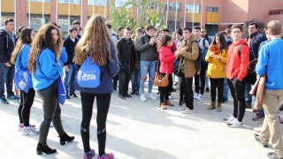 Alumnos y alumnas han realizado un recorrido por el campus guiados por estudiantes de la UPO