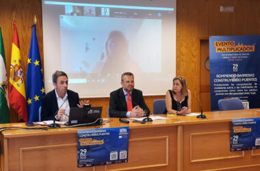 Andrés Ajo, David Cobos y Rosa Mª Izquierdo, con Katarina Ivankovic por vídeo conferencia