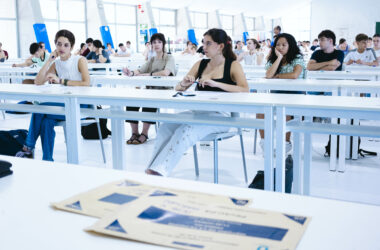 Estudiantes durante las pruebas de acceso en la UPO